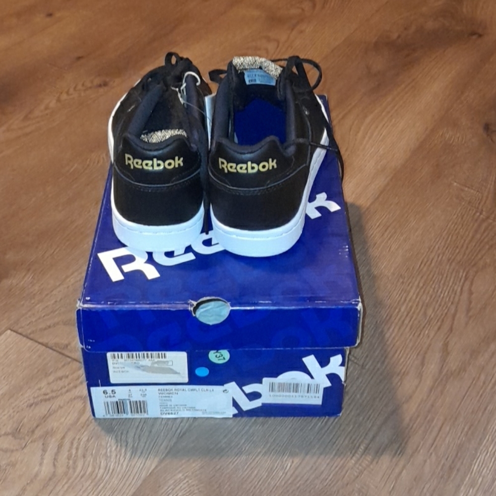 Reebok Black Sneakers - Picture 8 of 8